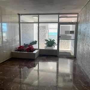 2 Bedroom 1 Bathroom Direct Beach Access Apt. , San Juan Puerto Rico